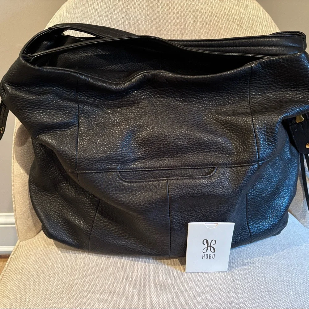 HOBO Classic Black Leather Bag - Picture 2 of 14